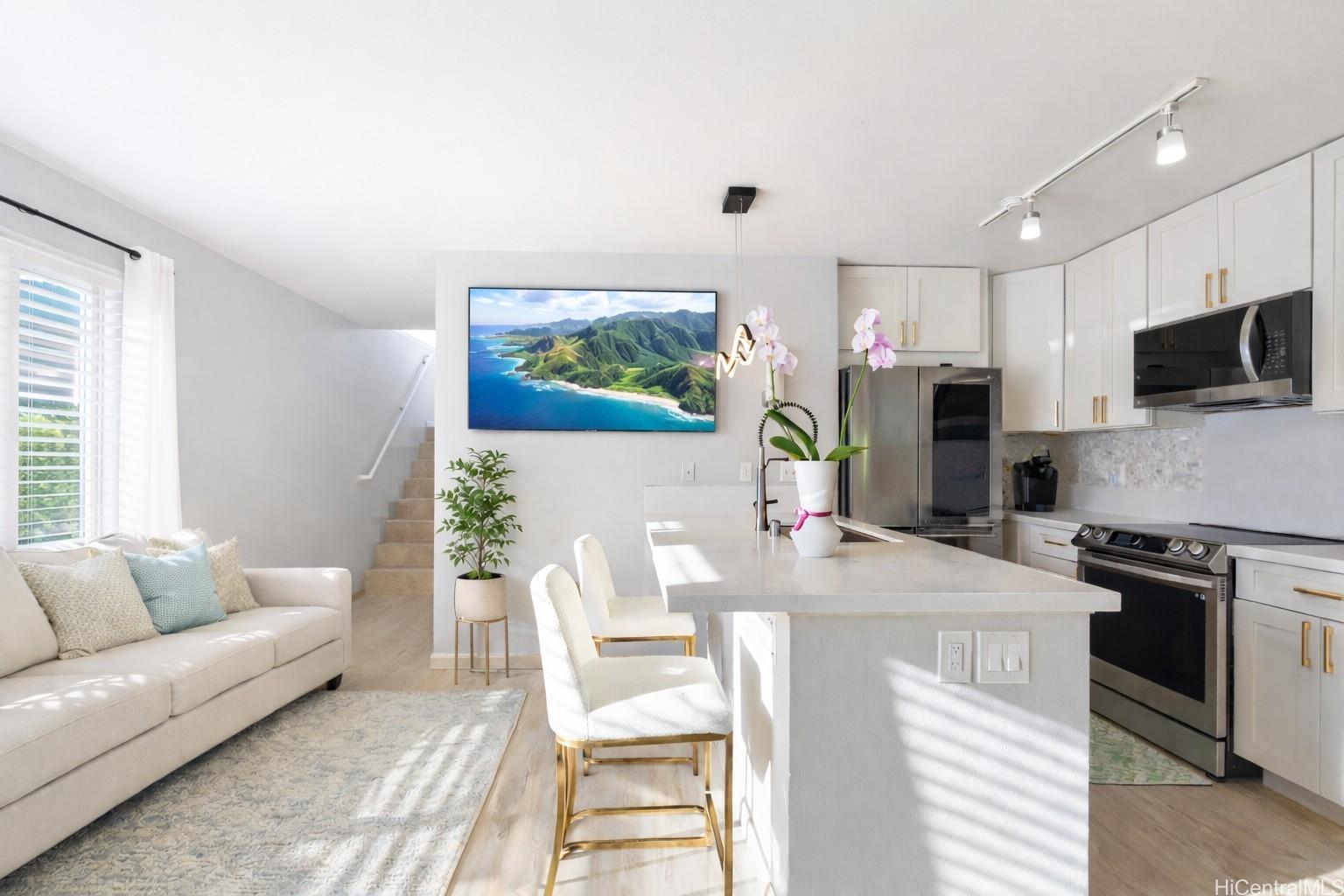 91-1048 Manaolana Street 15B