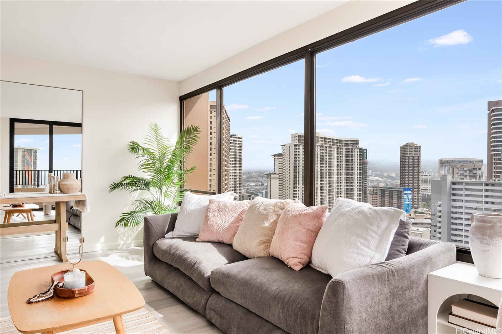 1778 Ala Moana Boulevard  Unit 2814