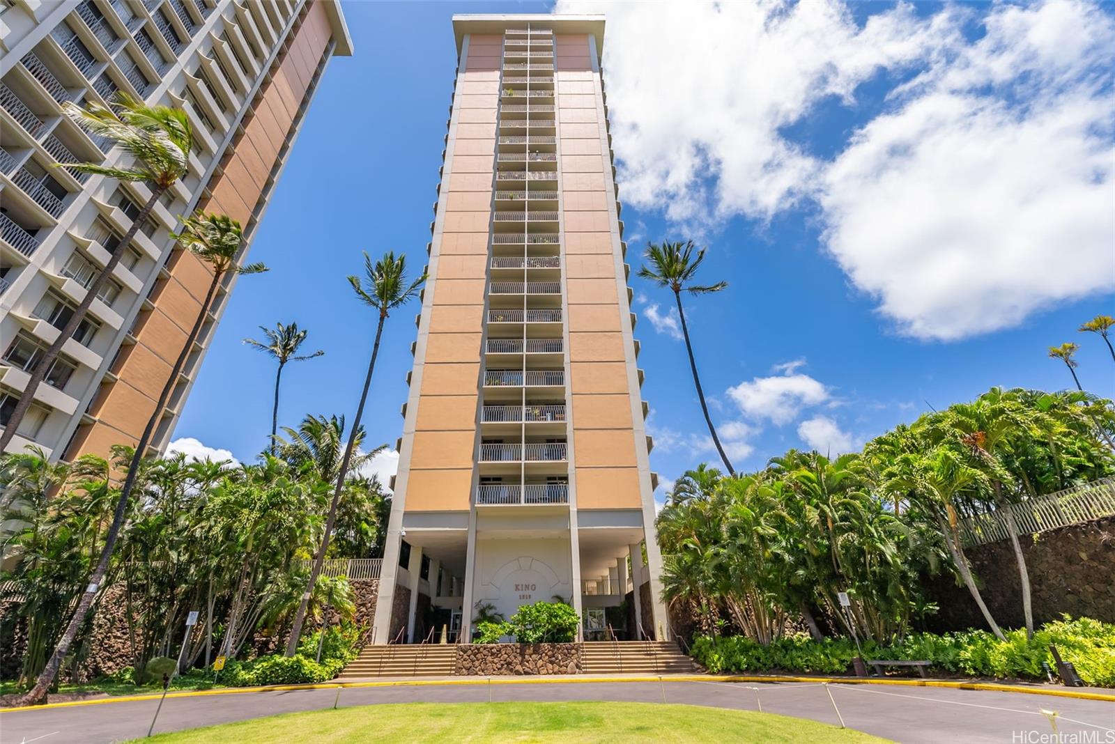 1519 Nuuanu Avenue  Unit 947