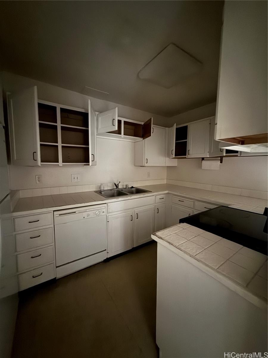46-78 Emepela Place  Unit K104