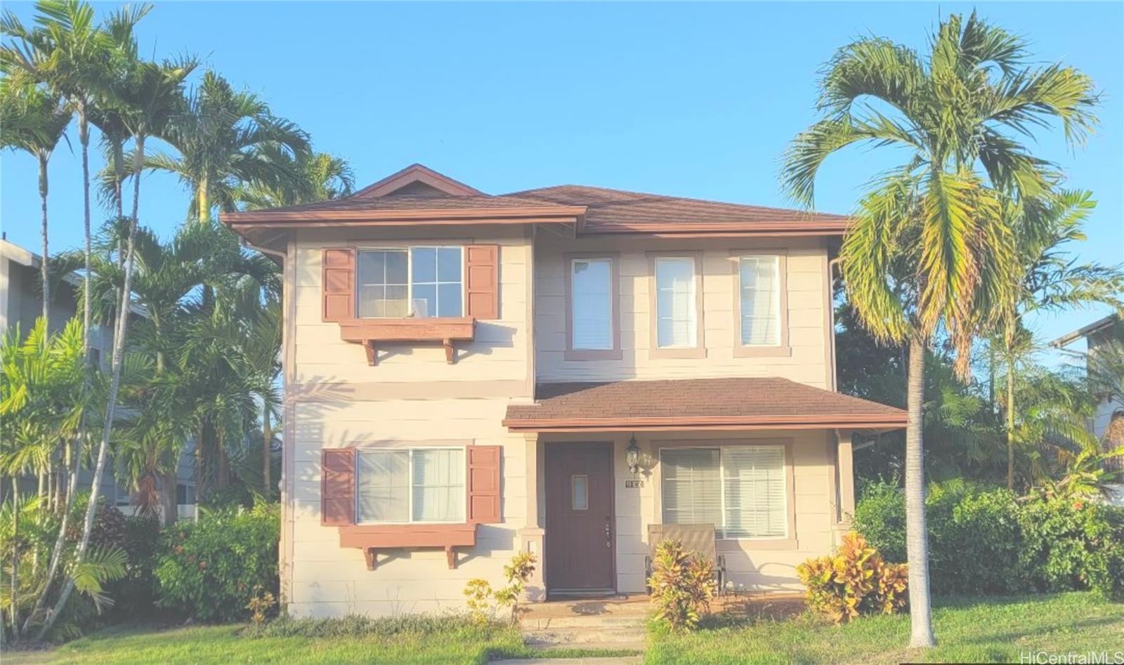 91-1050 Kaikauhaa Street