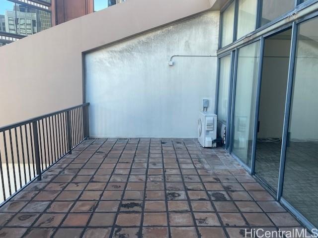 Photo 21 of 22