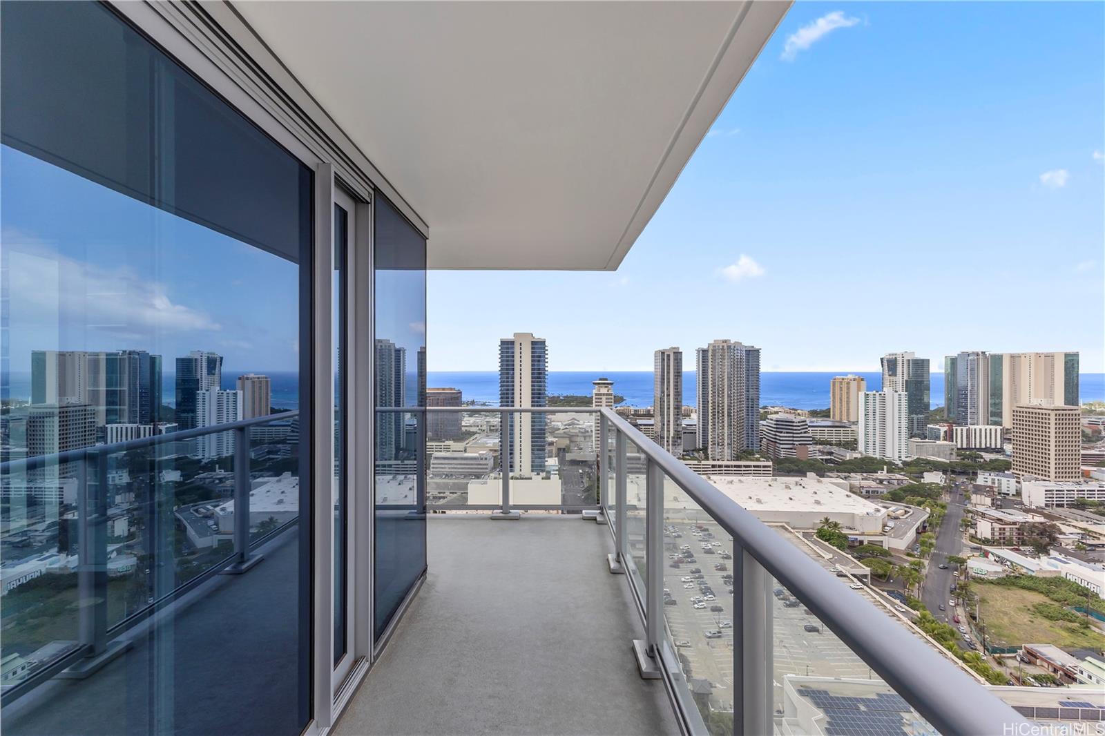 1515 Liona Street  Unit 3700
