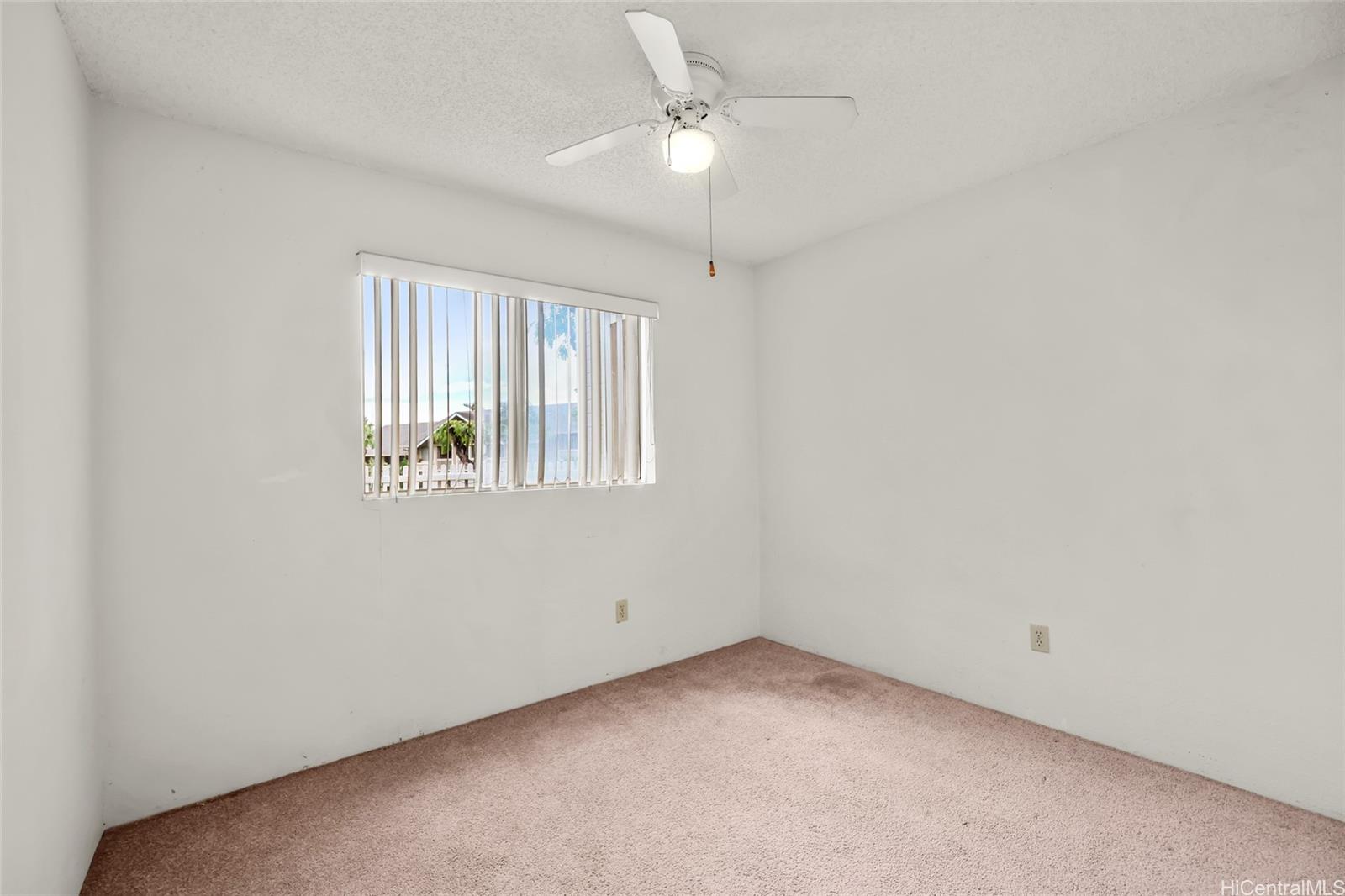 Photo 10 of 21