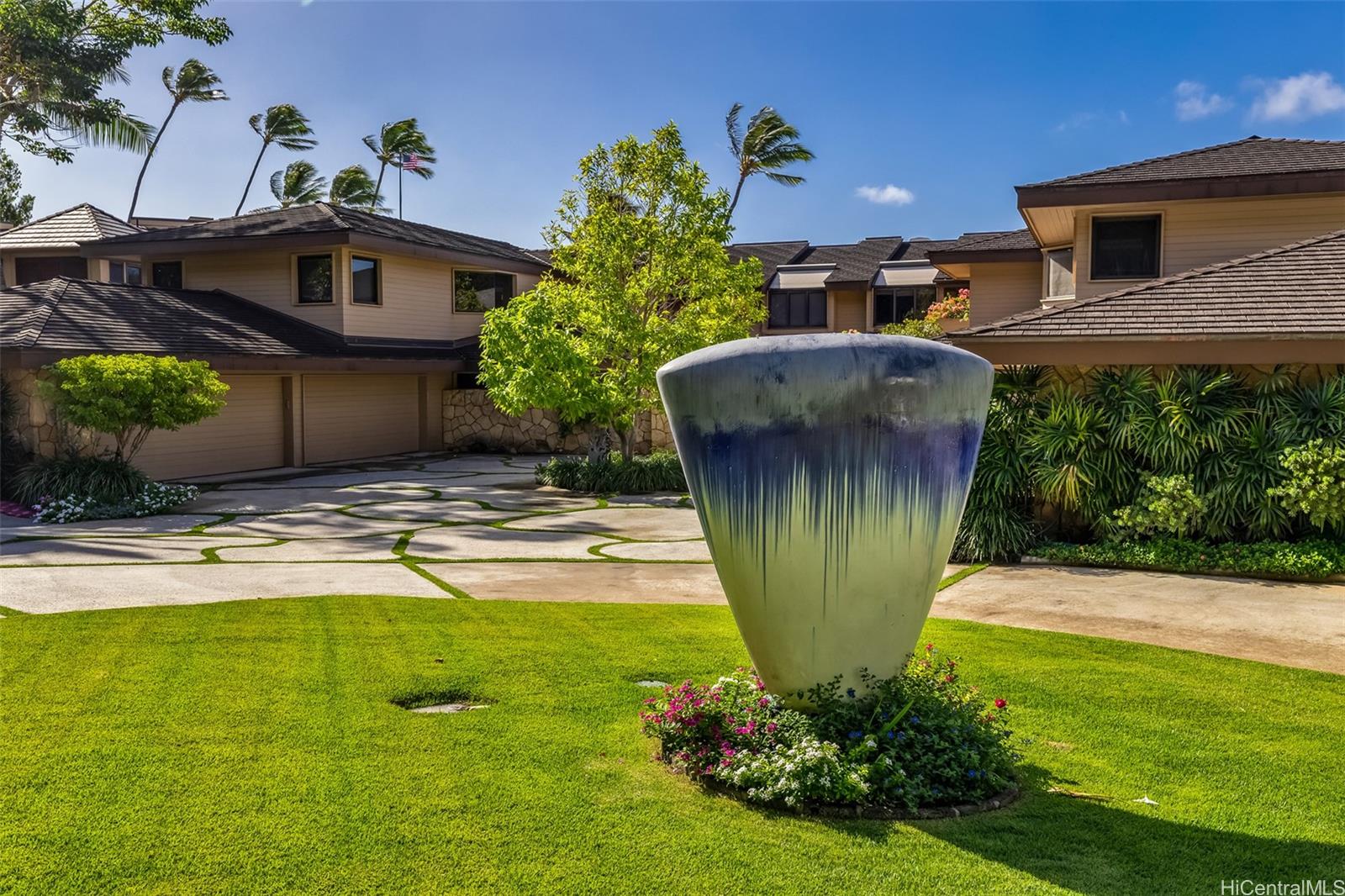 3165 Diamond Head Road  Unit 4