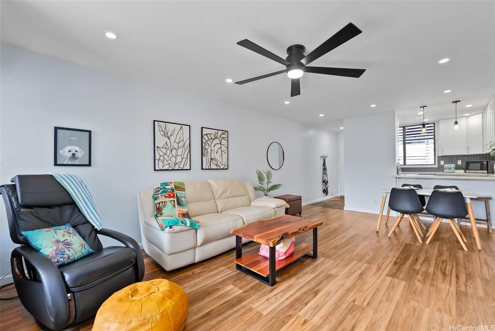 1015 Aoloa Place  Unit 243