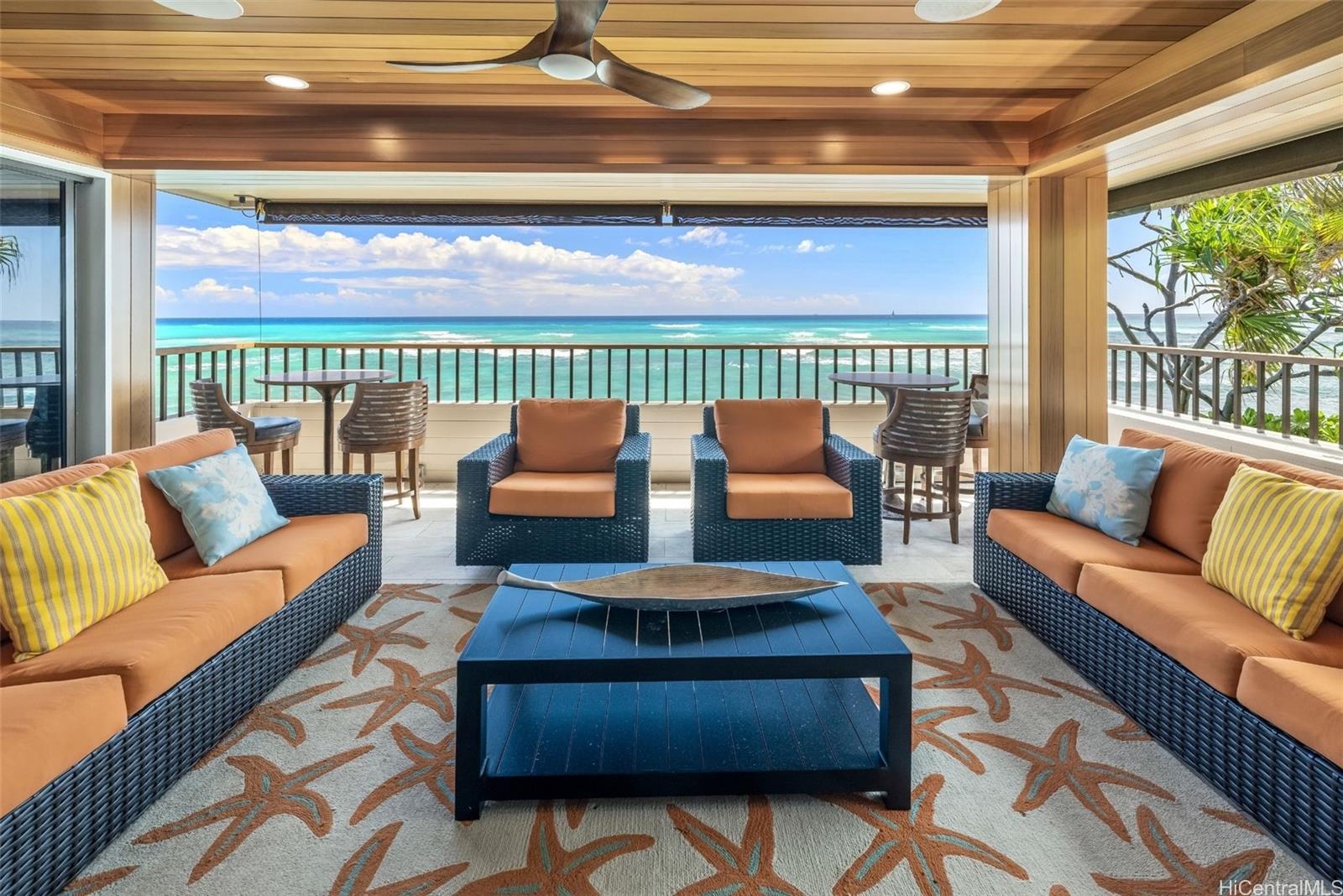 3165 Diamond Head Road  Unit 4