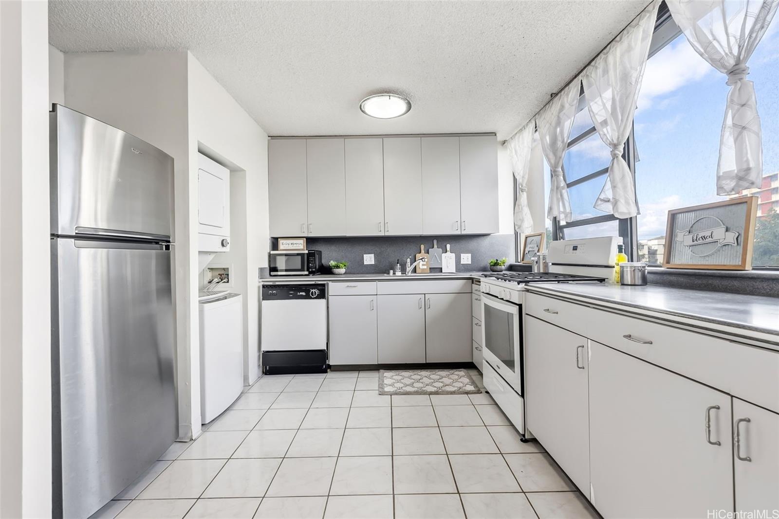 2929 Ala Ilima Street  Unit 202