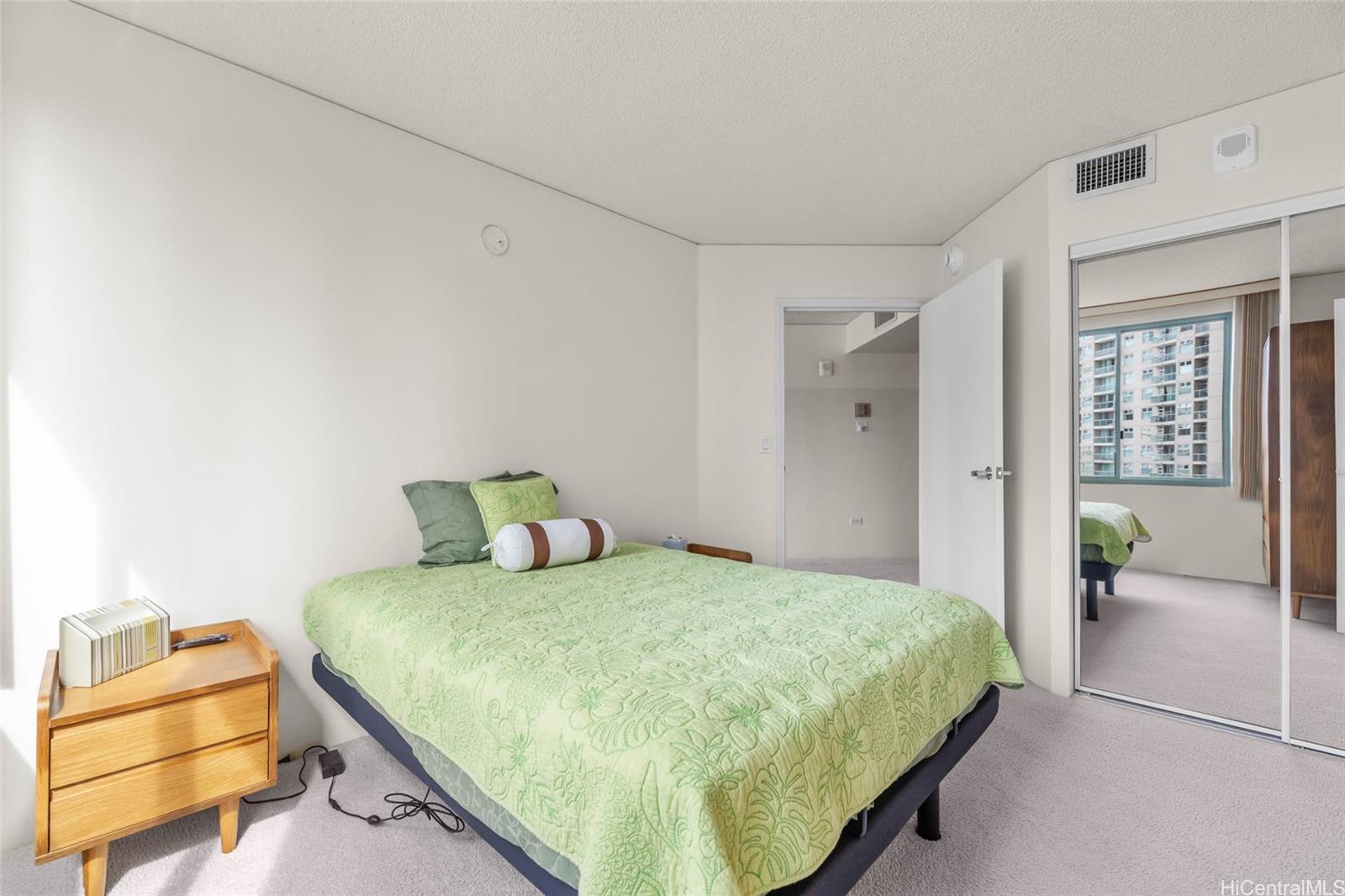 1314 Kalakaua Avenue  Unit 912