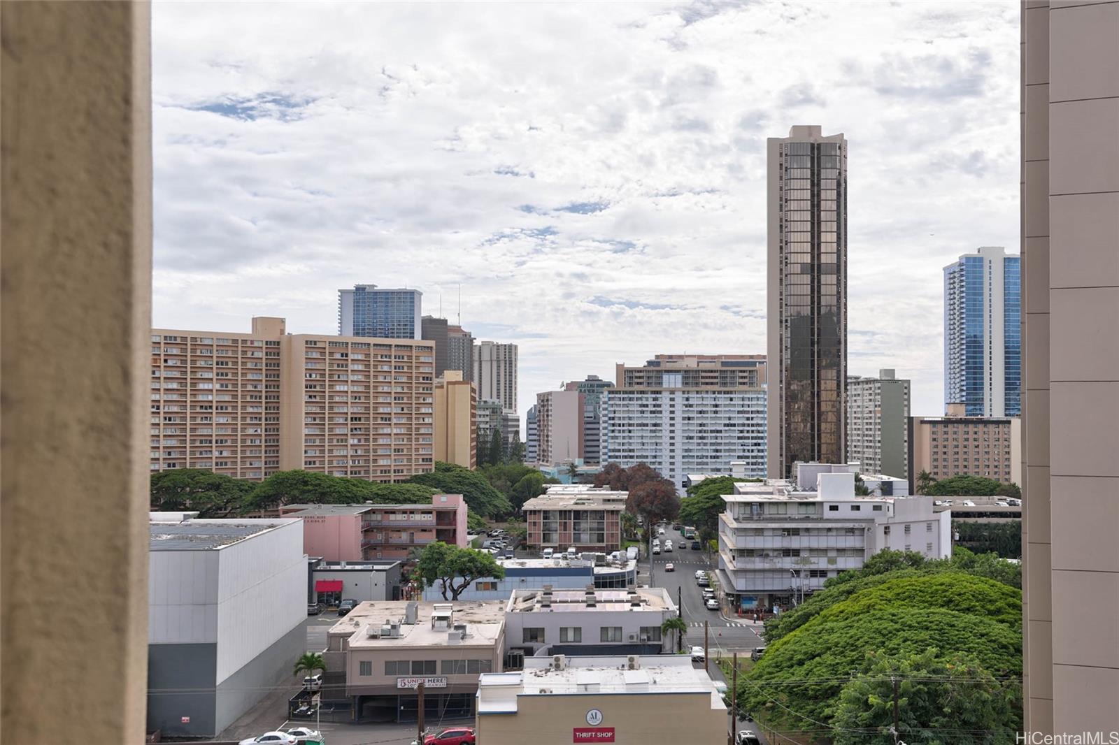 1314 Kalakaua Avenue  Unit 912