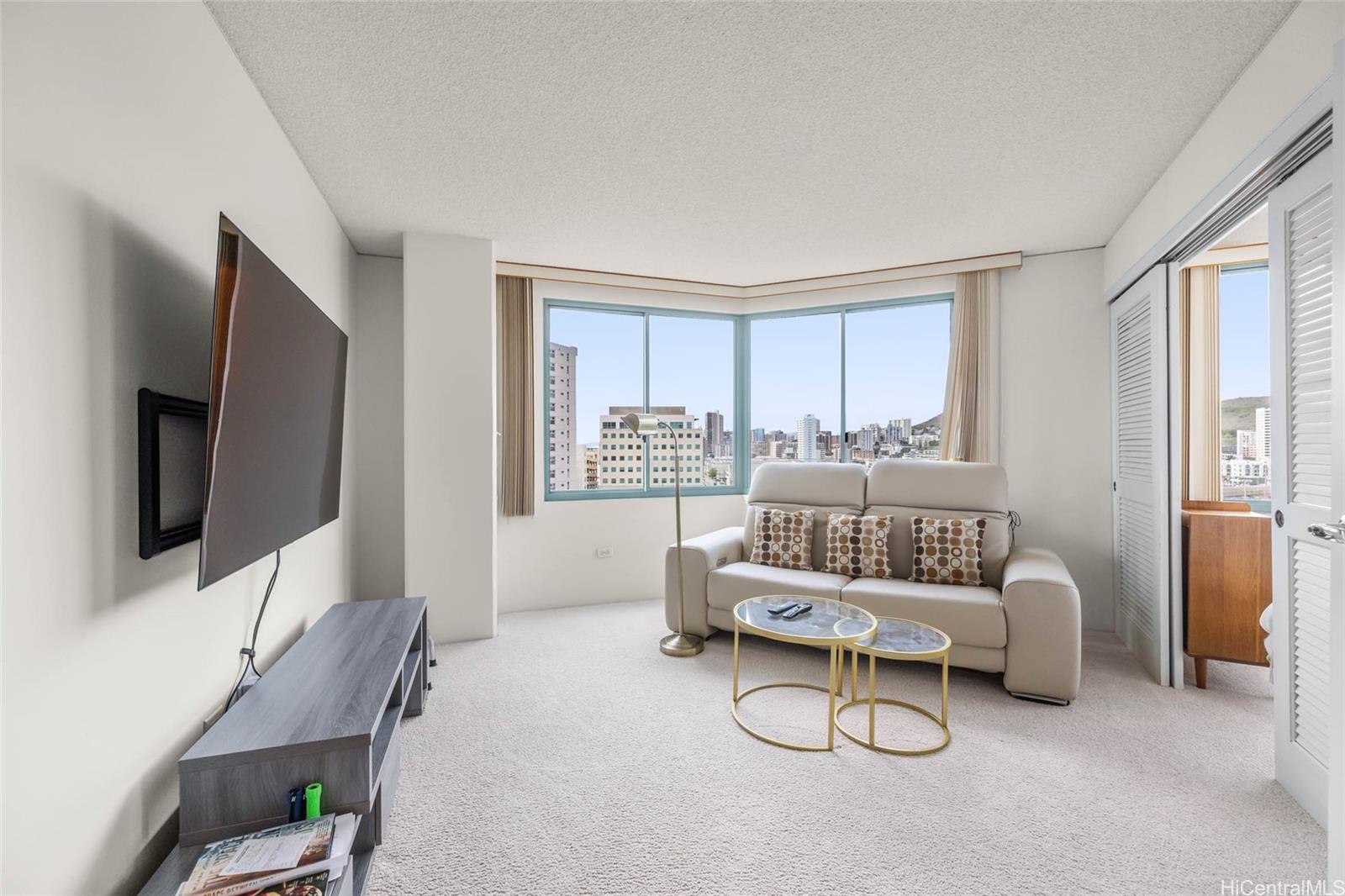 1314 Kalakaua Avenue  Unit 912
