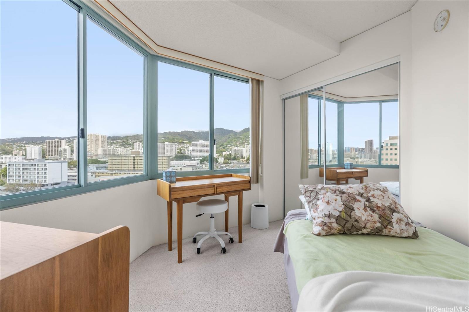 1314 Kalakaua Avenue  Unit 912