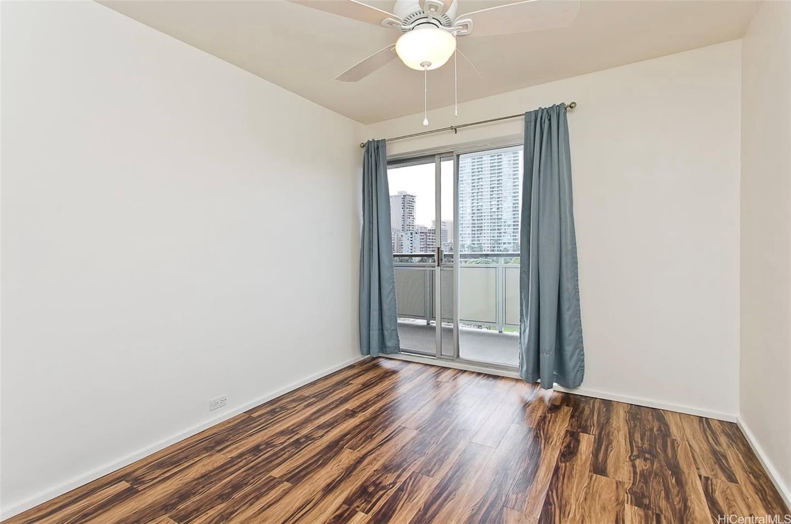 509 University Avenue  Unit 703