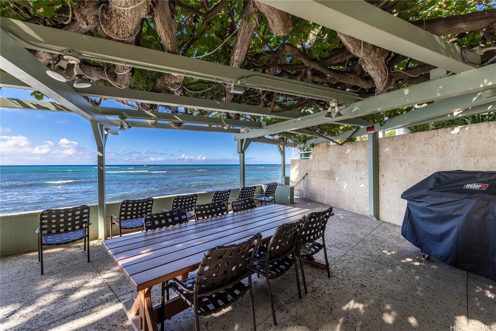 2943 Kalakaua Avenue  Unit 707