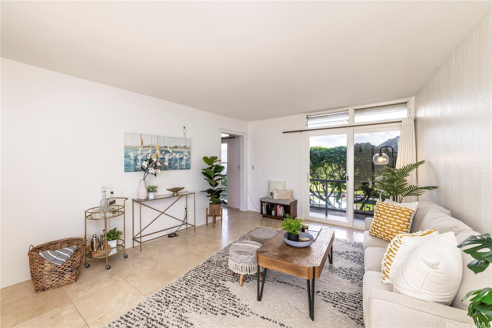 2943 Kalakaua Avenue  Unit 707