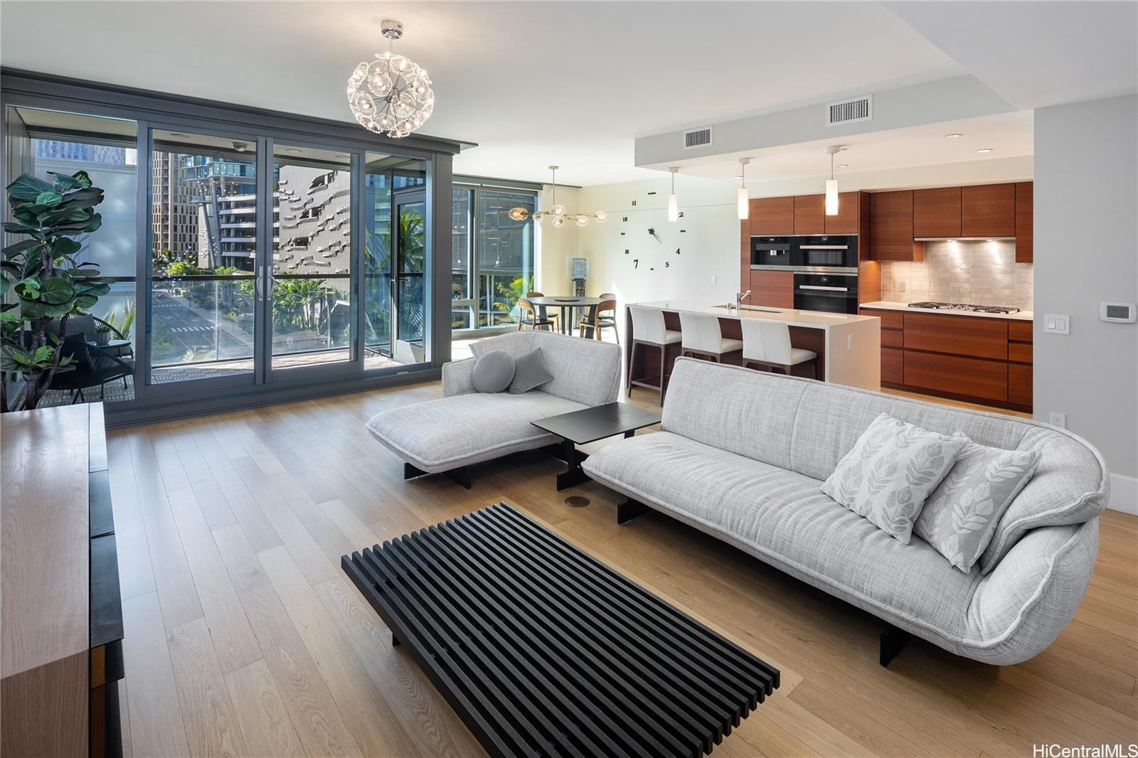 1108 Auahi Street 306