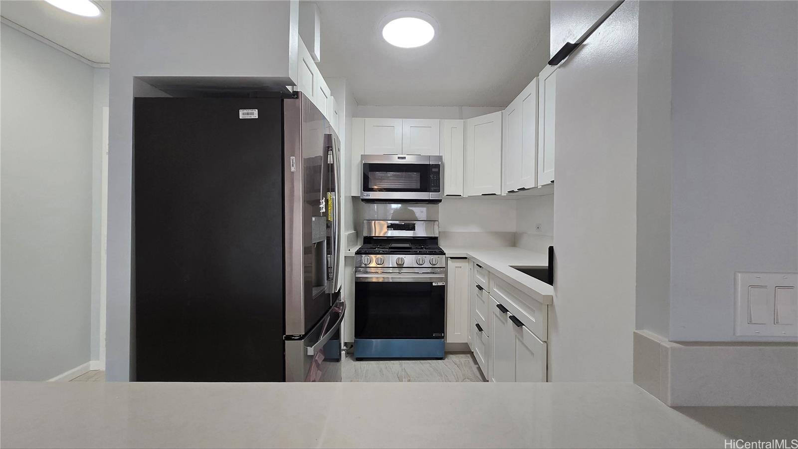 2465 Kuhio Avenue 706