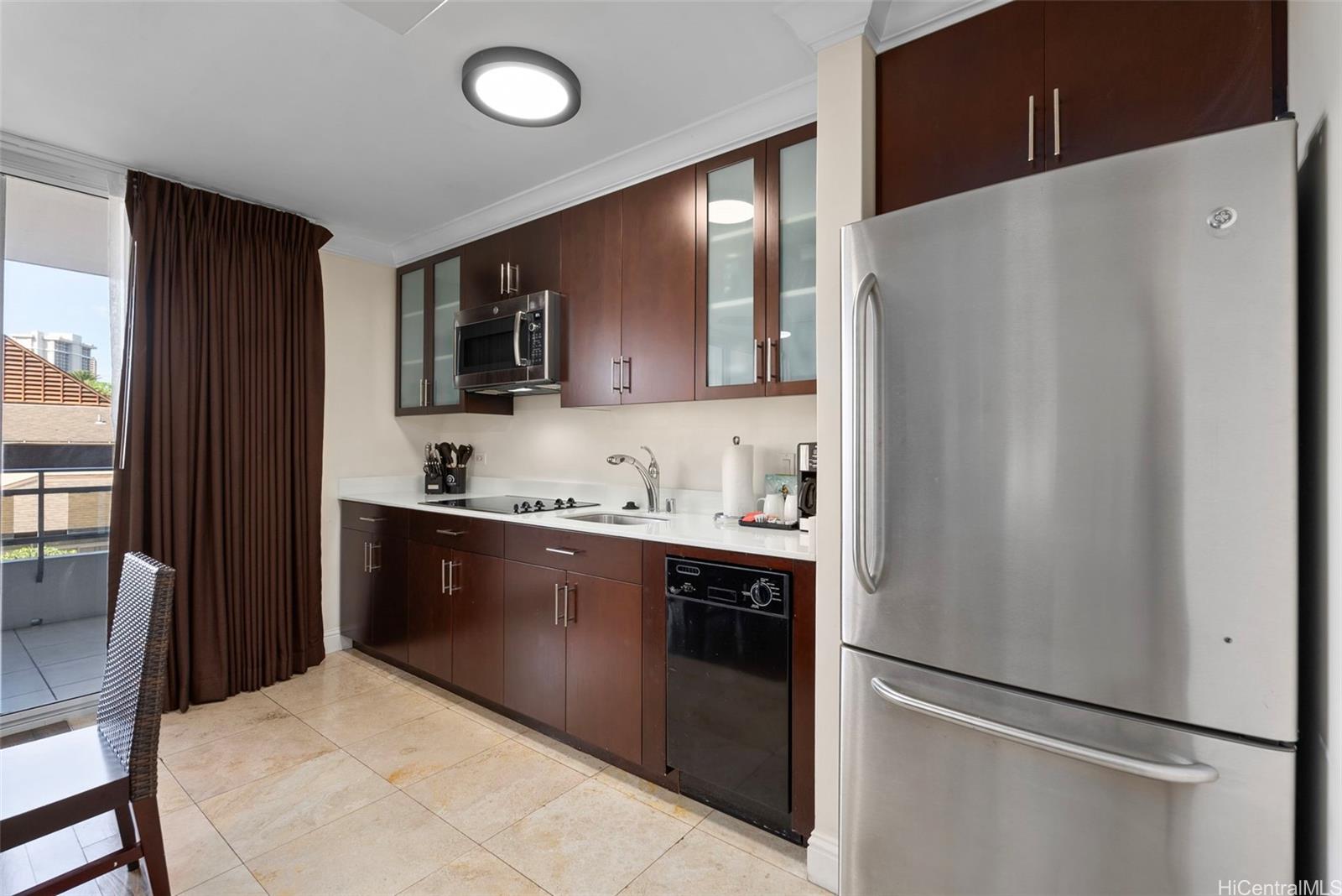 Photo 6 of 25