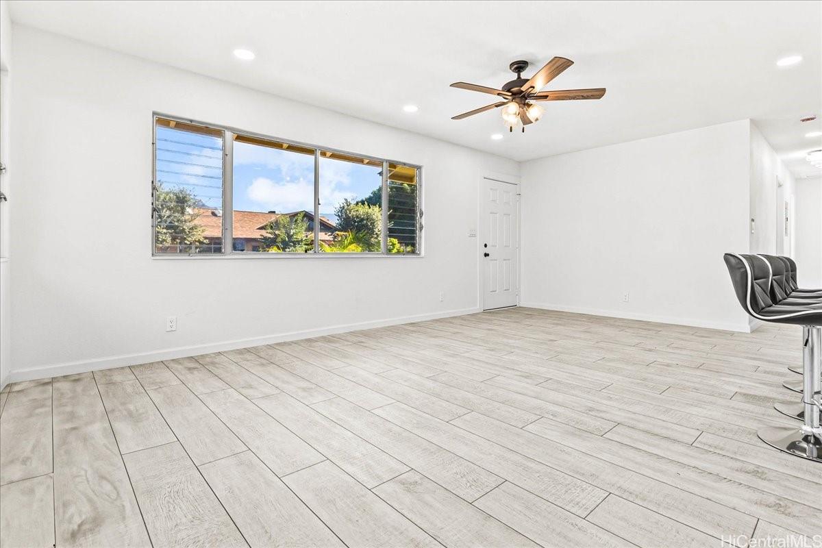 85-210 Limakokua Place