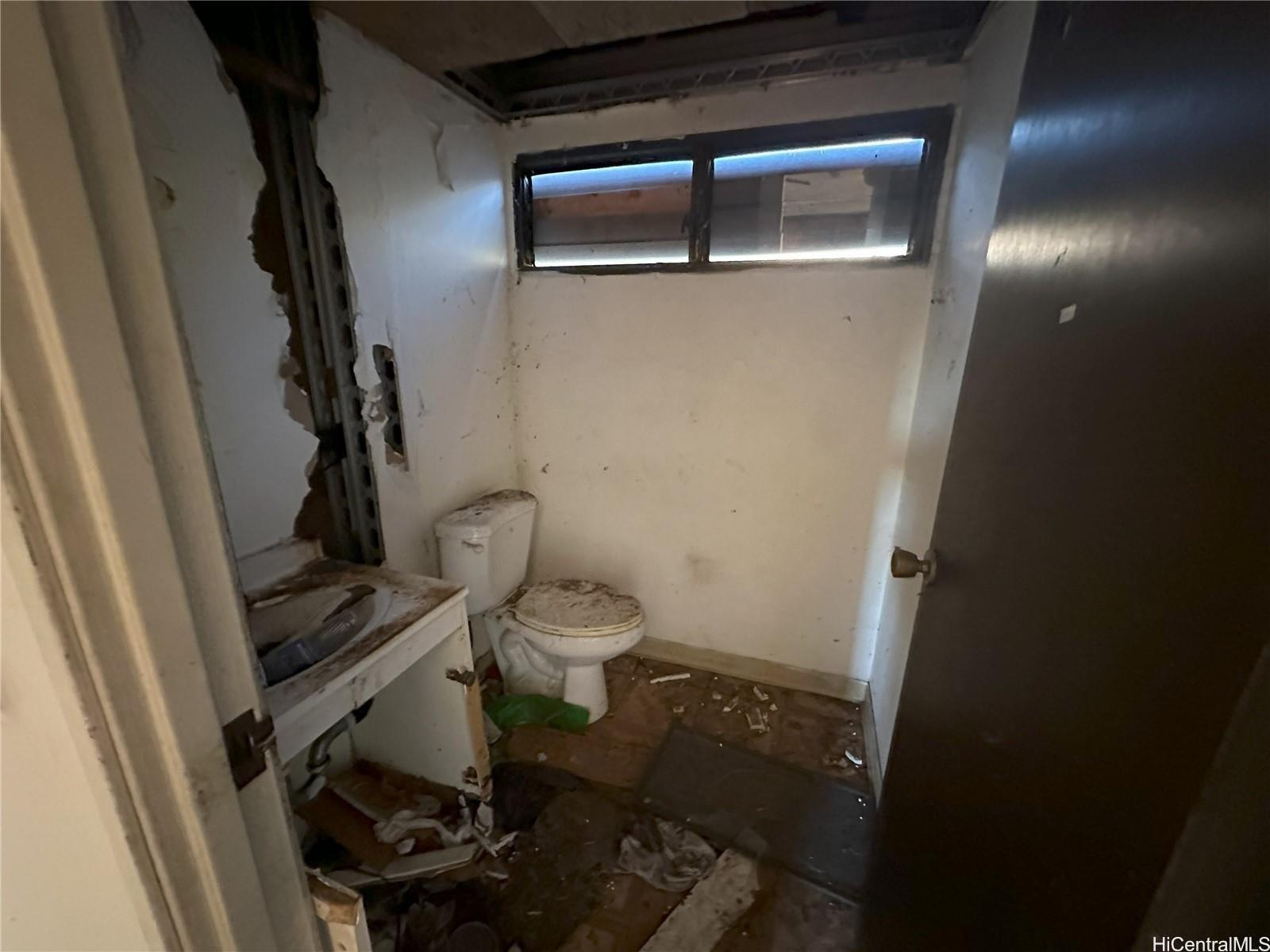 87-213 Helelua Place  Unit 1