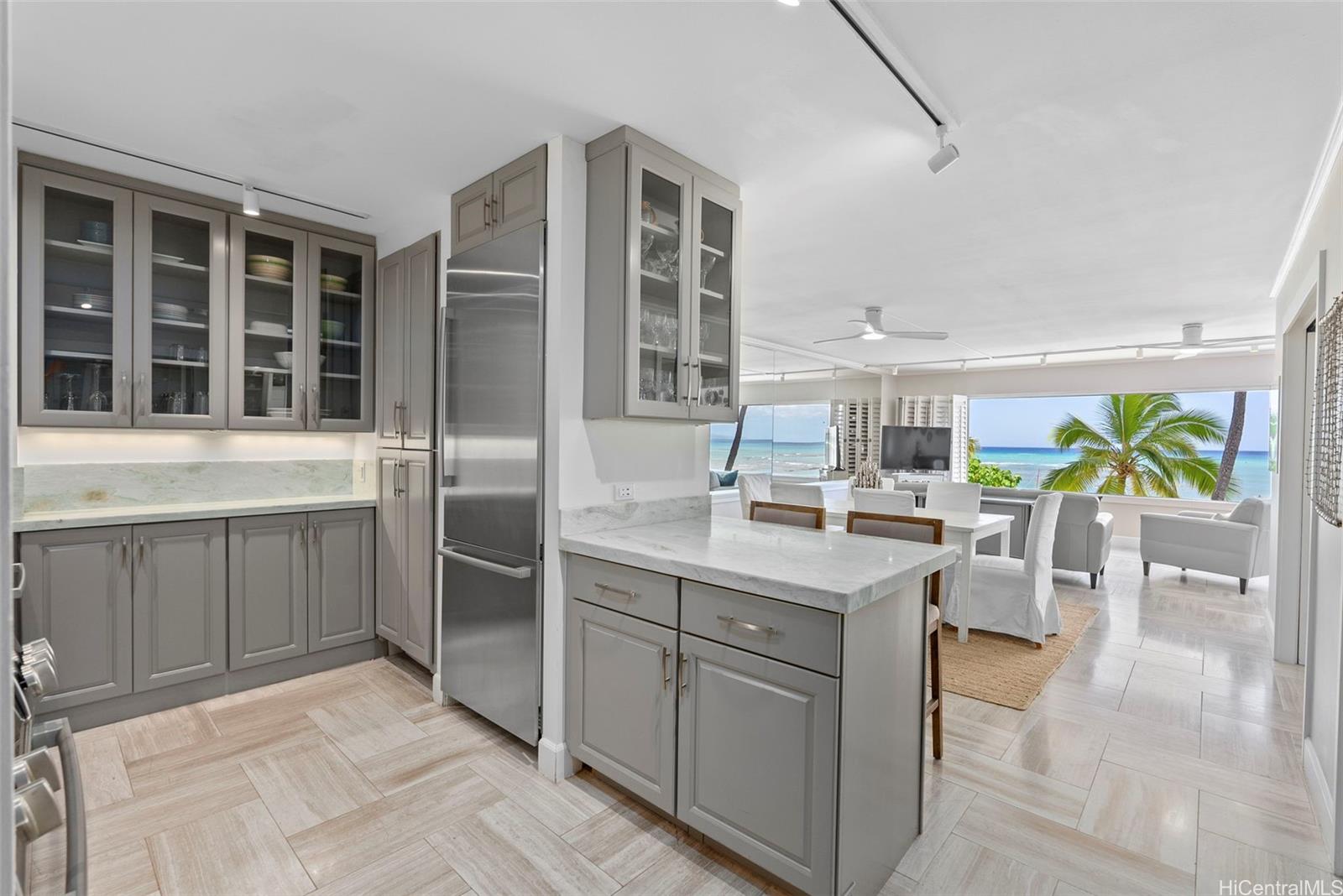 2895 Kalakaua Avenue 104