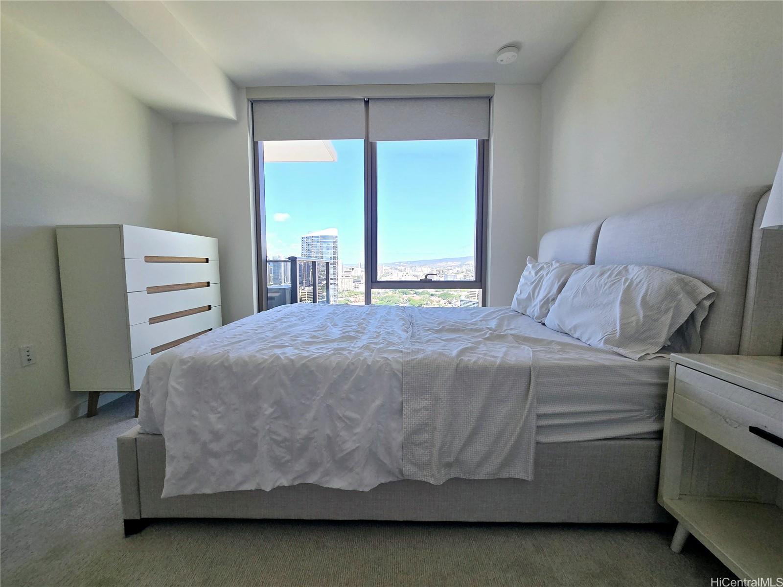 Photo 7 of 20