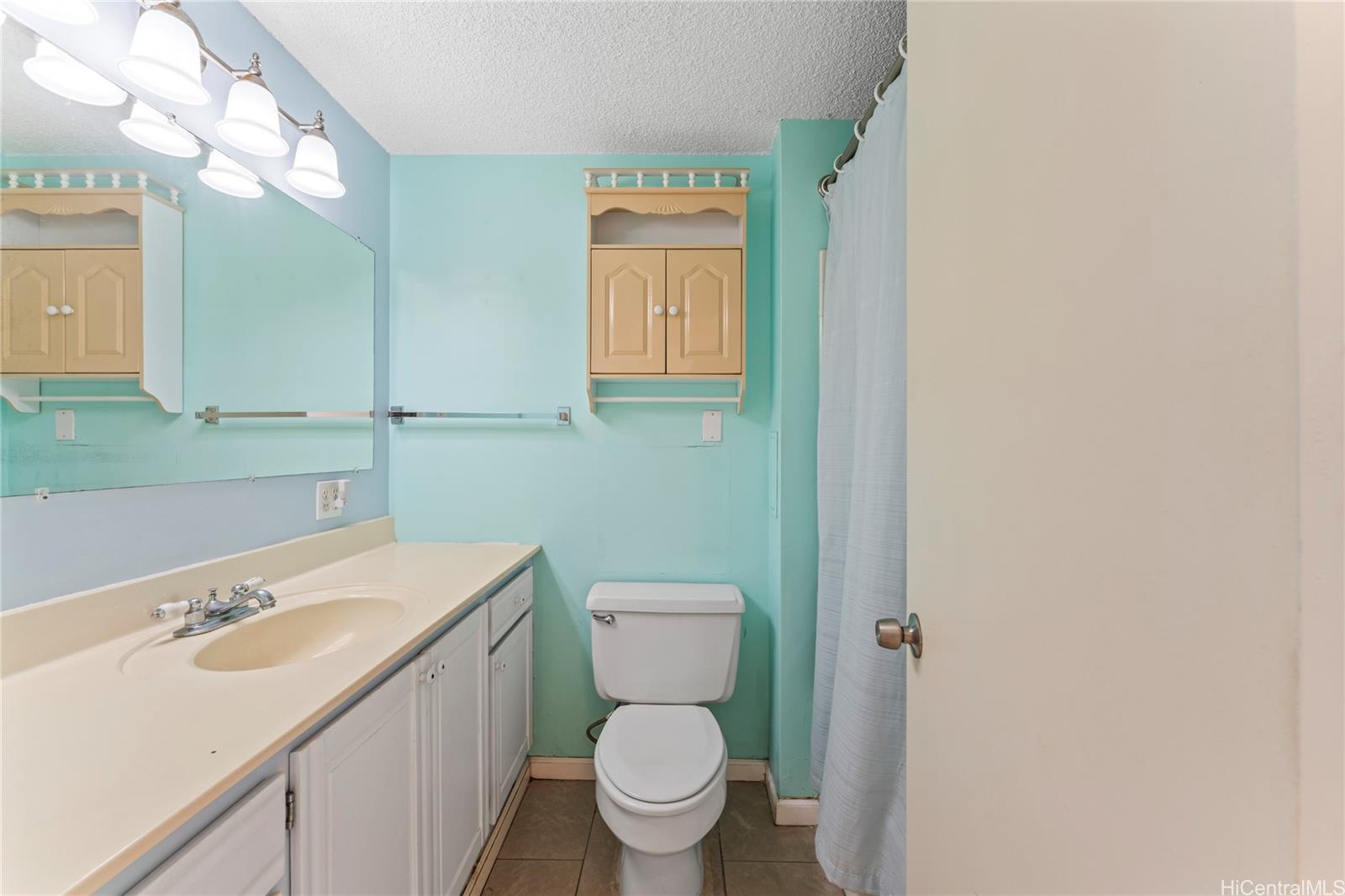 85-175 Farrington Highway  Unit A204