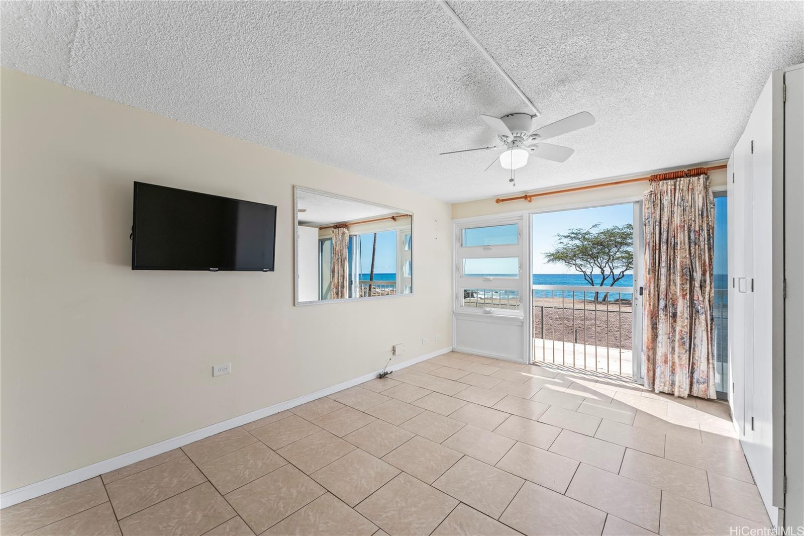 85-175 Farrington Highway  Unit A204