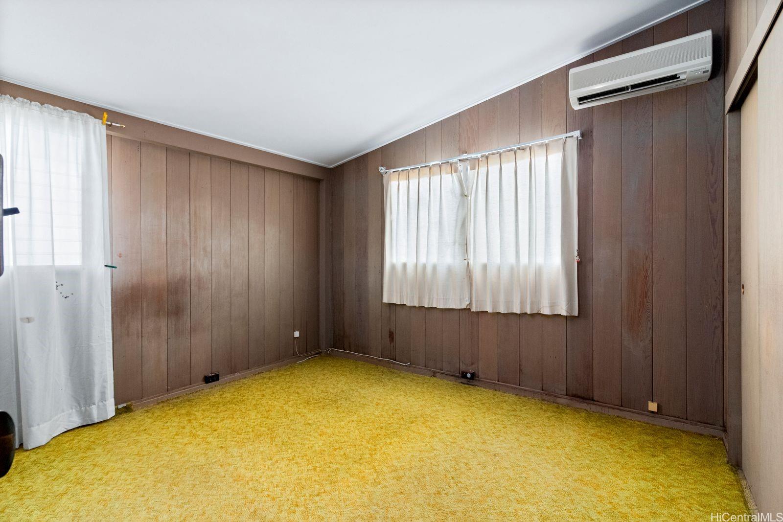 286 Hoomalu Street