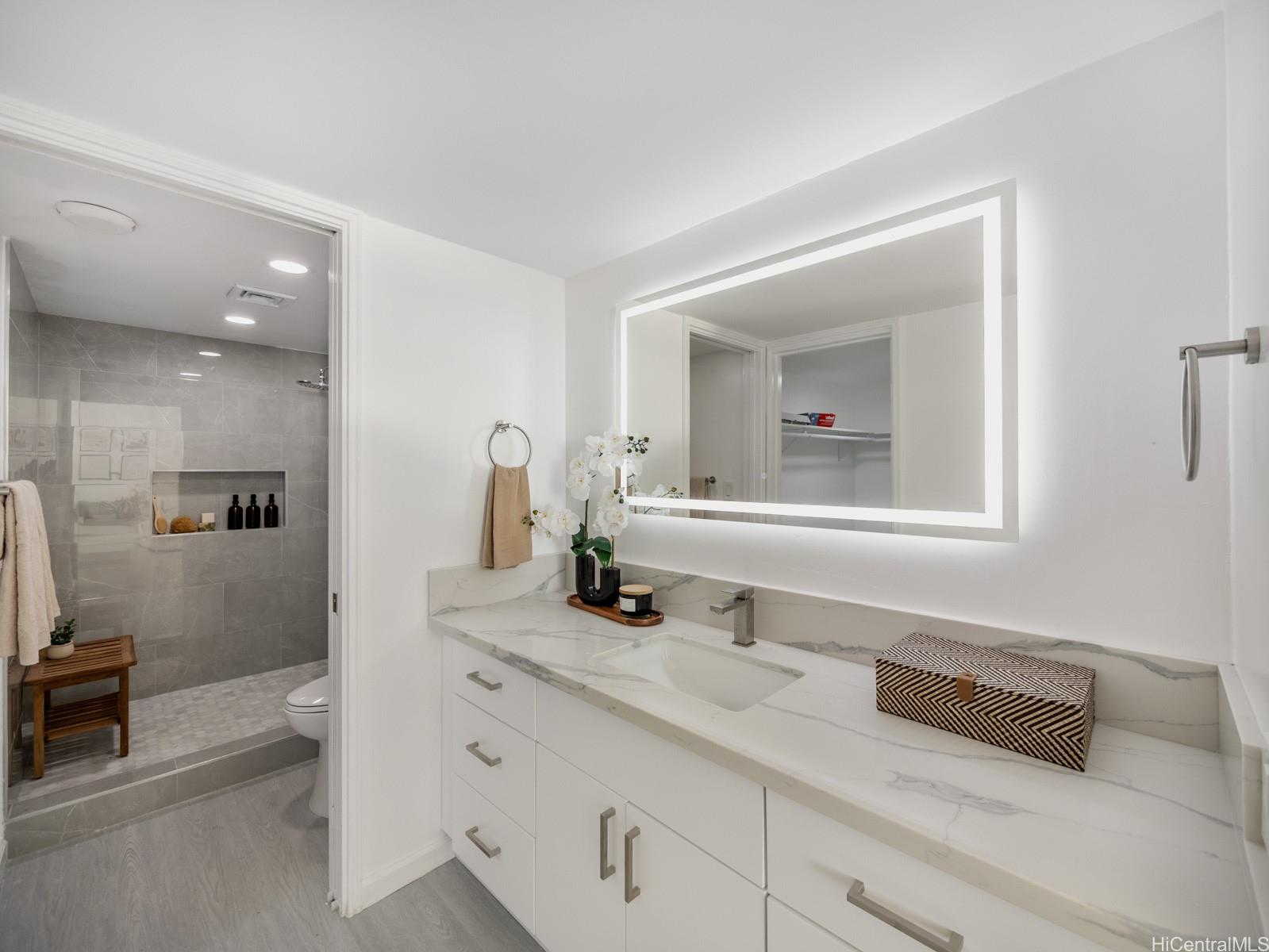 1600 Ala Moana Boulevard  Unit 2906