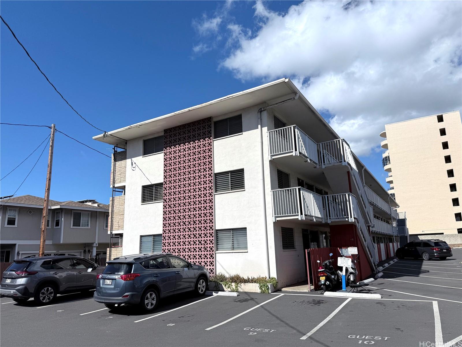1426 Keeaumoku Street B16
