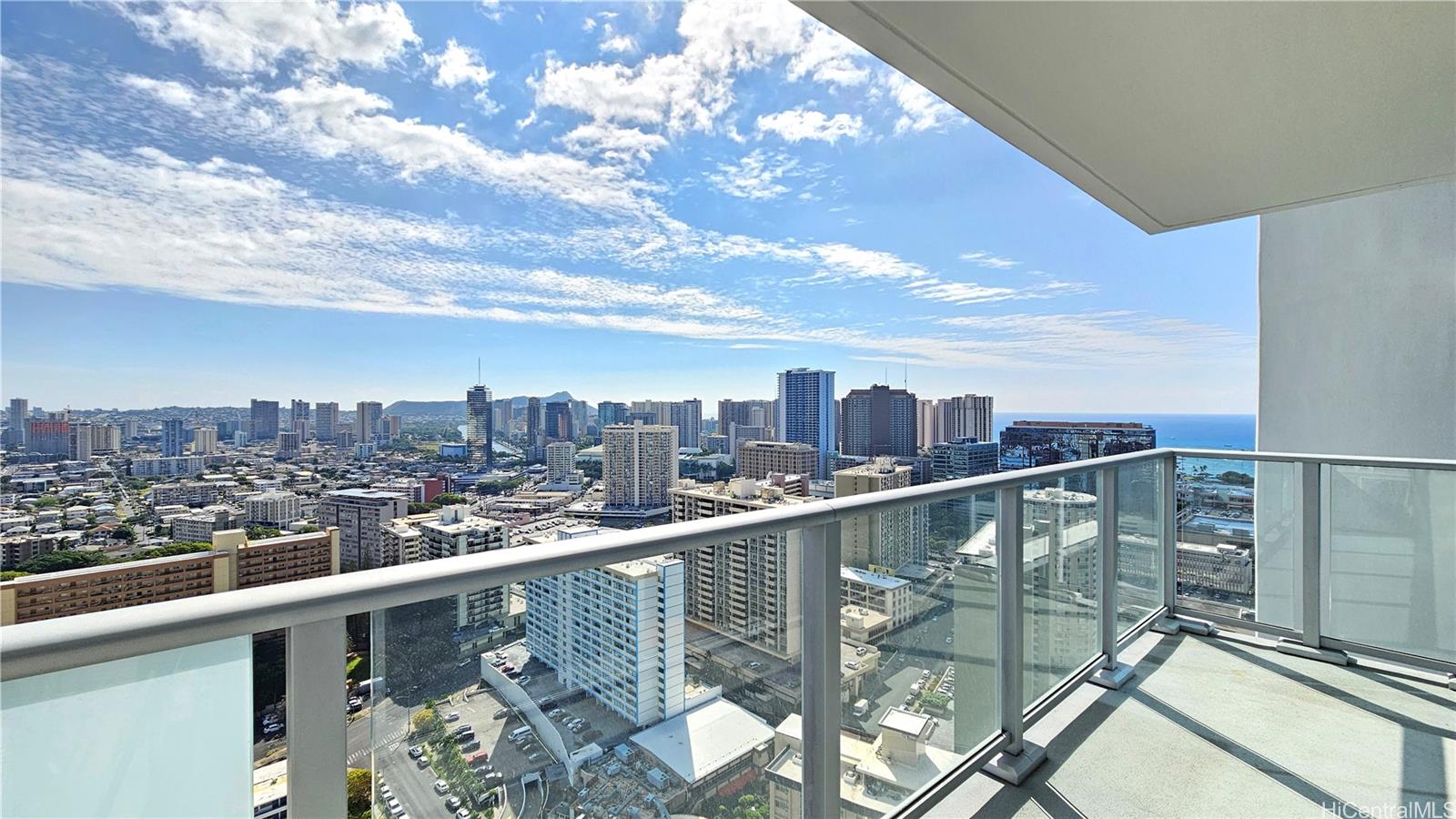 1500 Rycroft Street  Unit 3207R