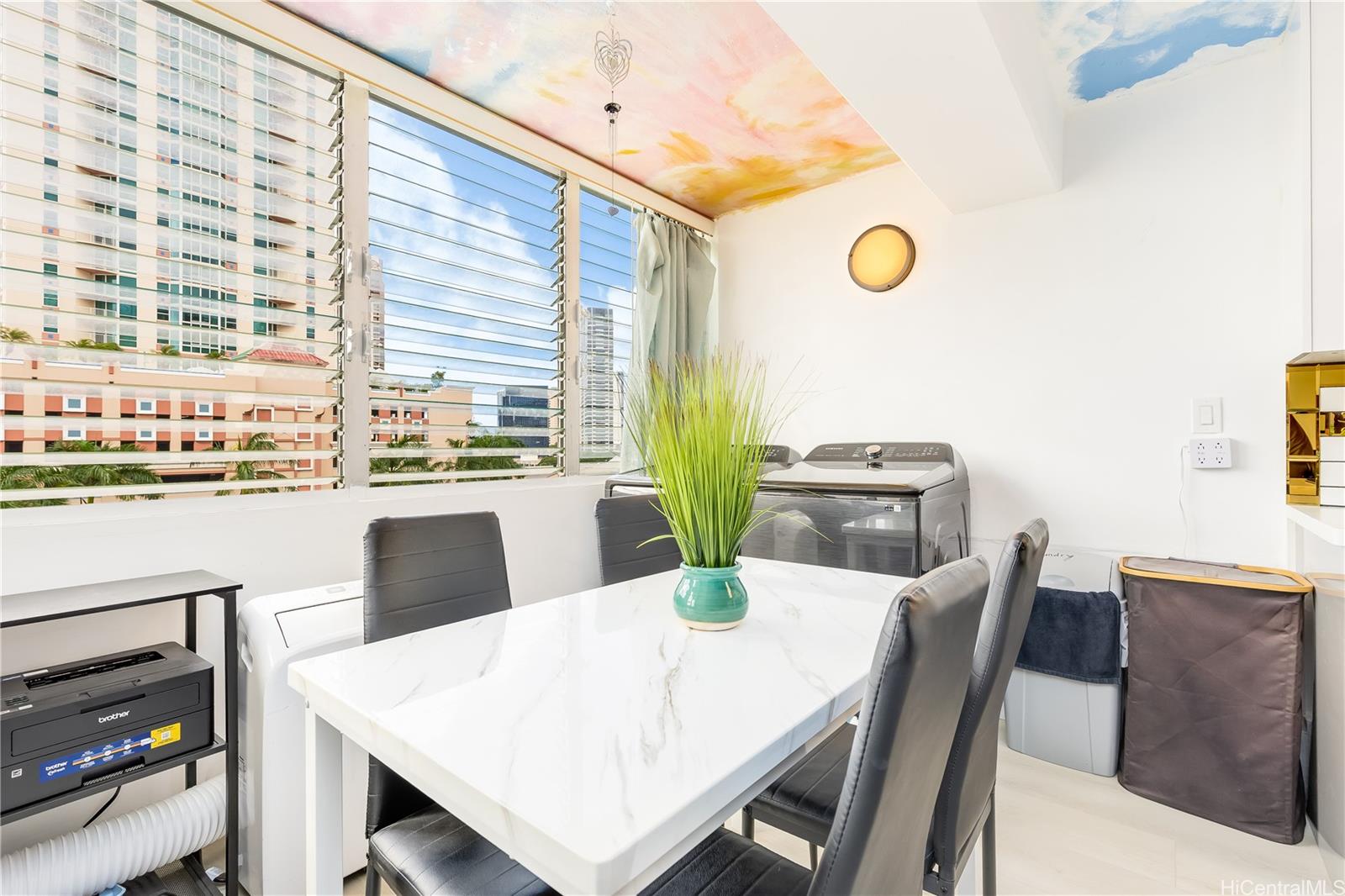 818 S King Street  Unit 707
