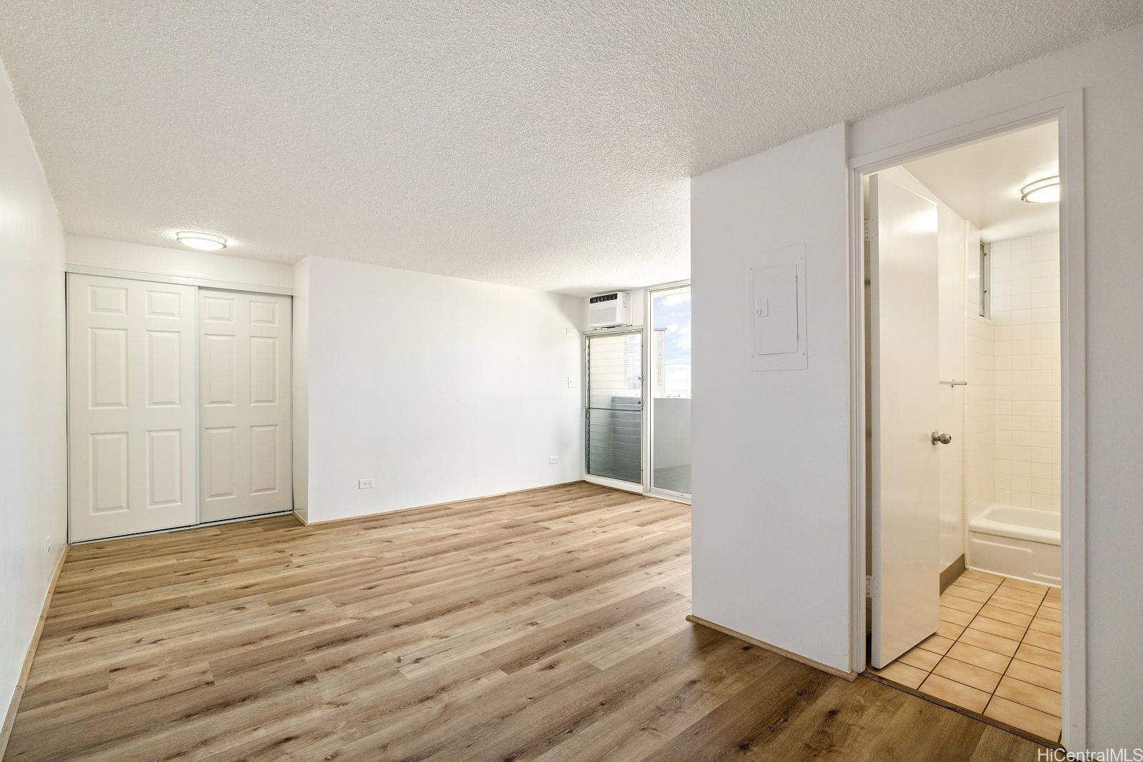 824 Kinau Street 902