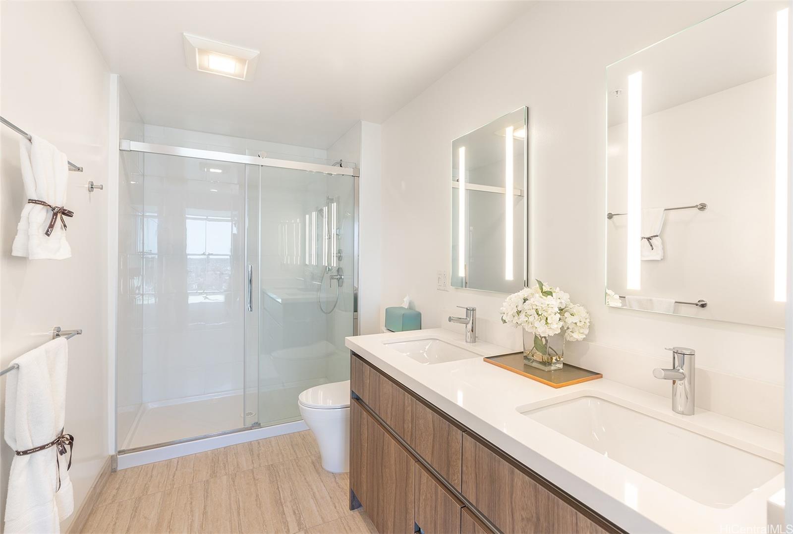 1500 Rycroft Street  Unit 3701R