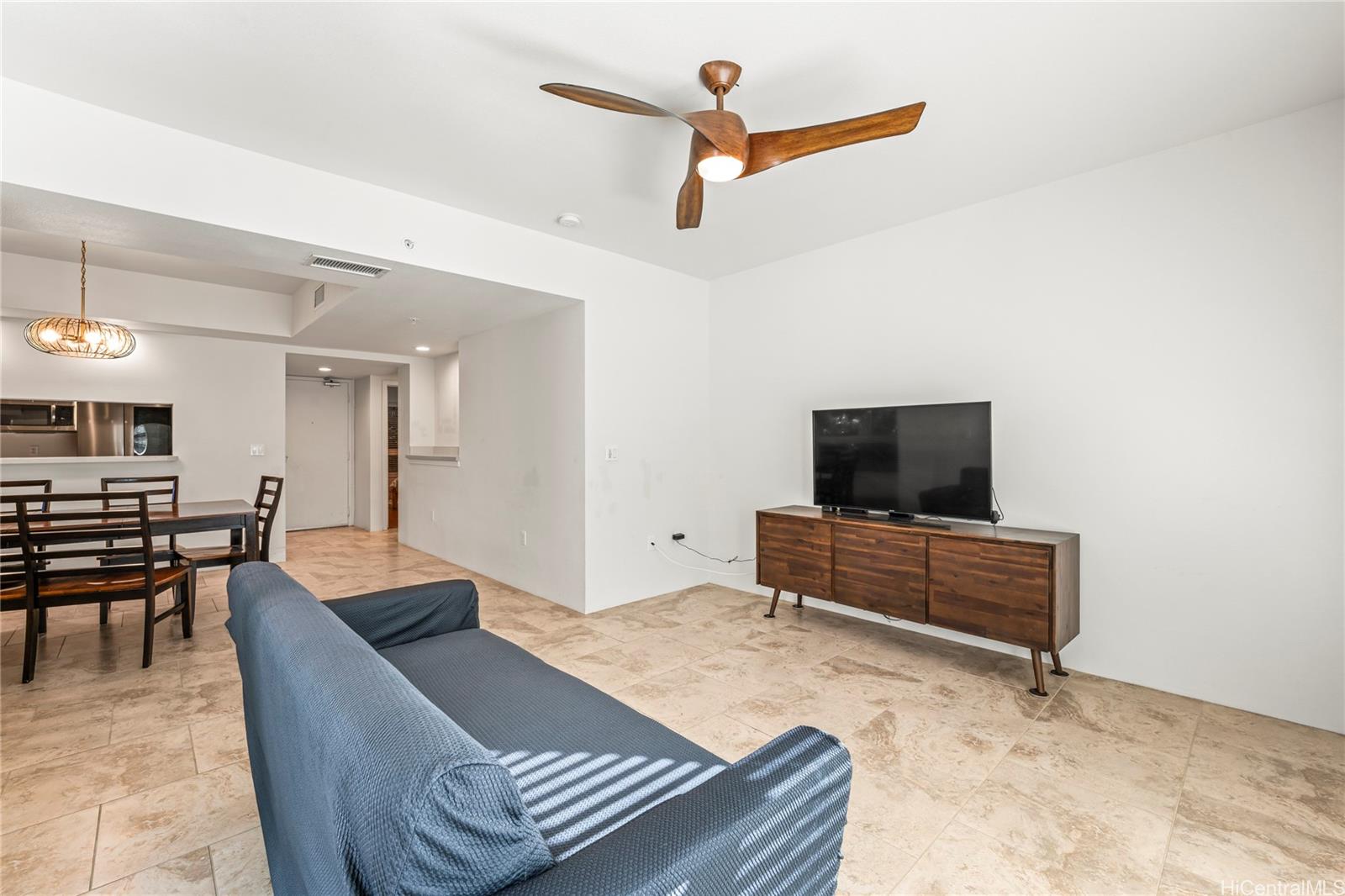 437 Kailua Road  Unit 6102