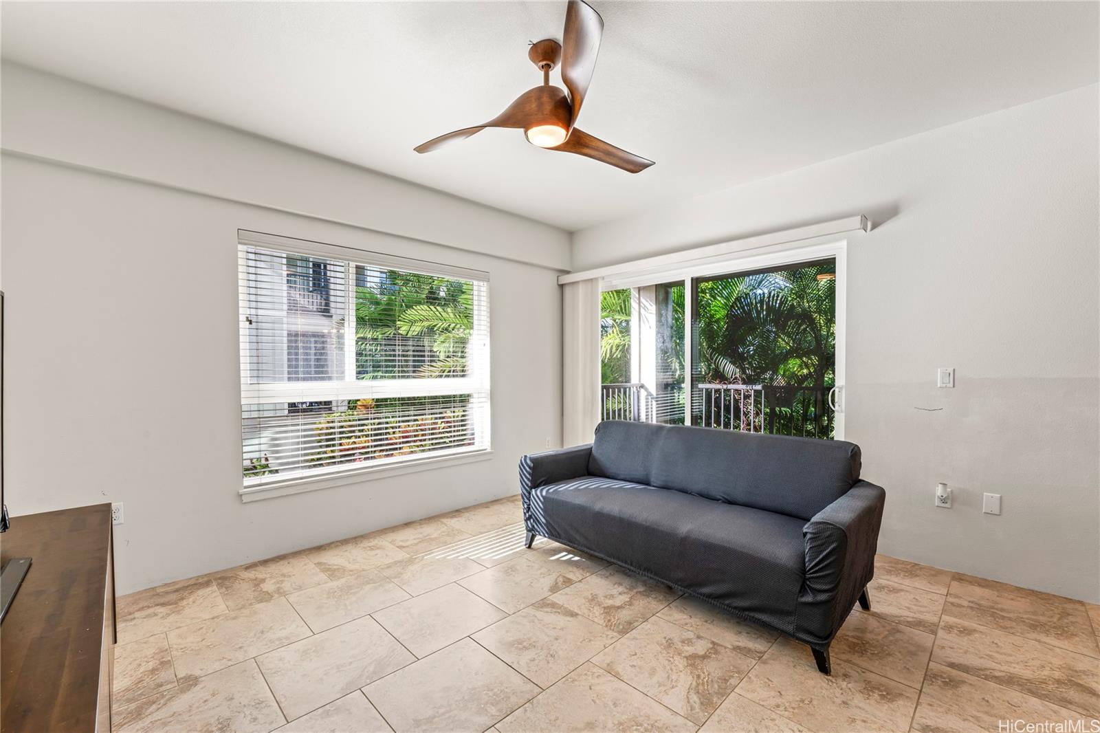 437 Kailua Road  Unit 6102