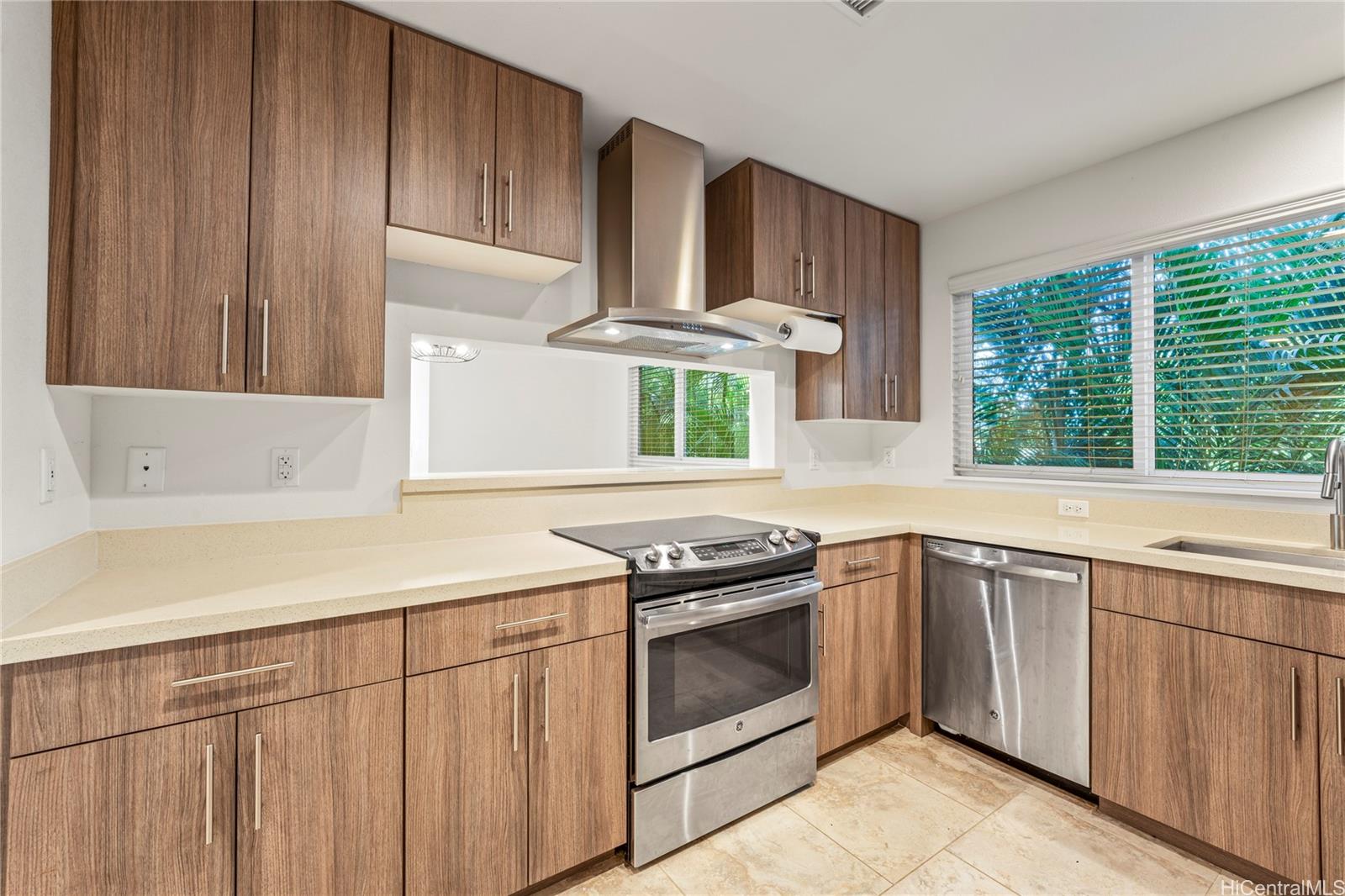 437 Kailua Road  Unit 6102