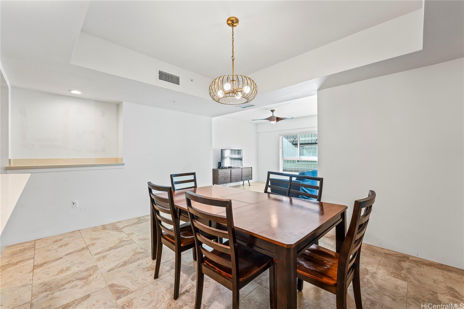 437 Kailua Road  Unit 6102