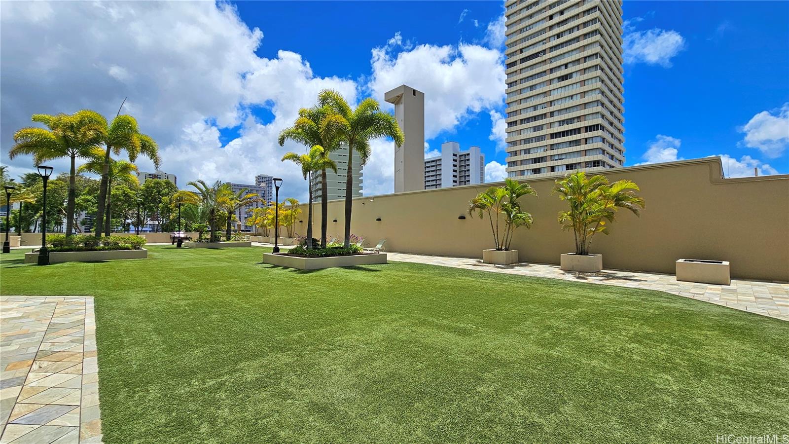 2499 Kapiolani Boulevard  Unit 401