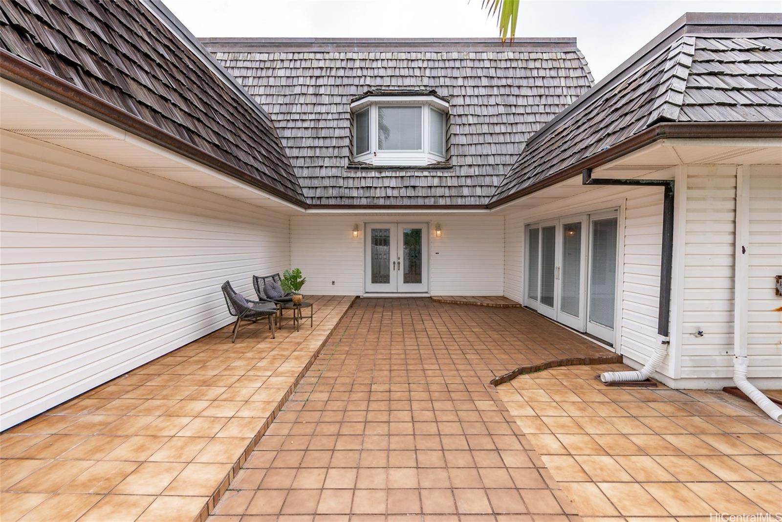 824-A N Kalaheo Avenue