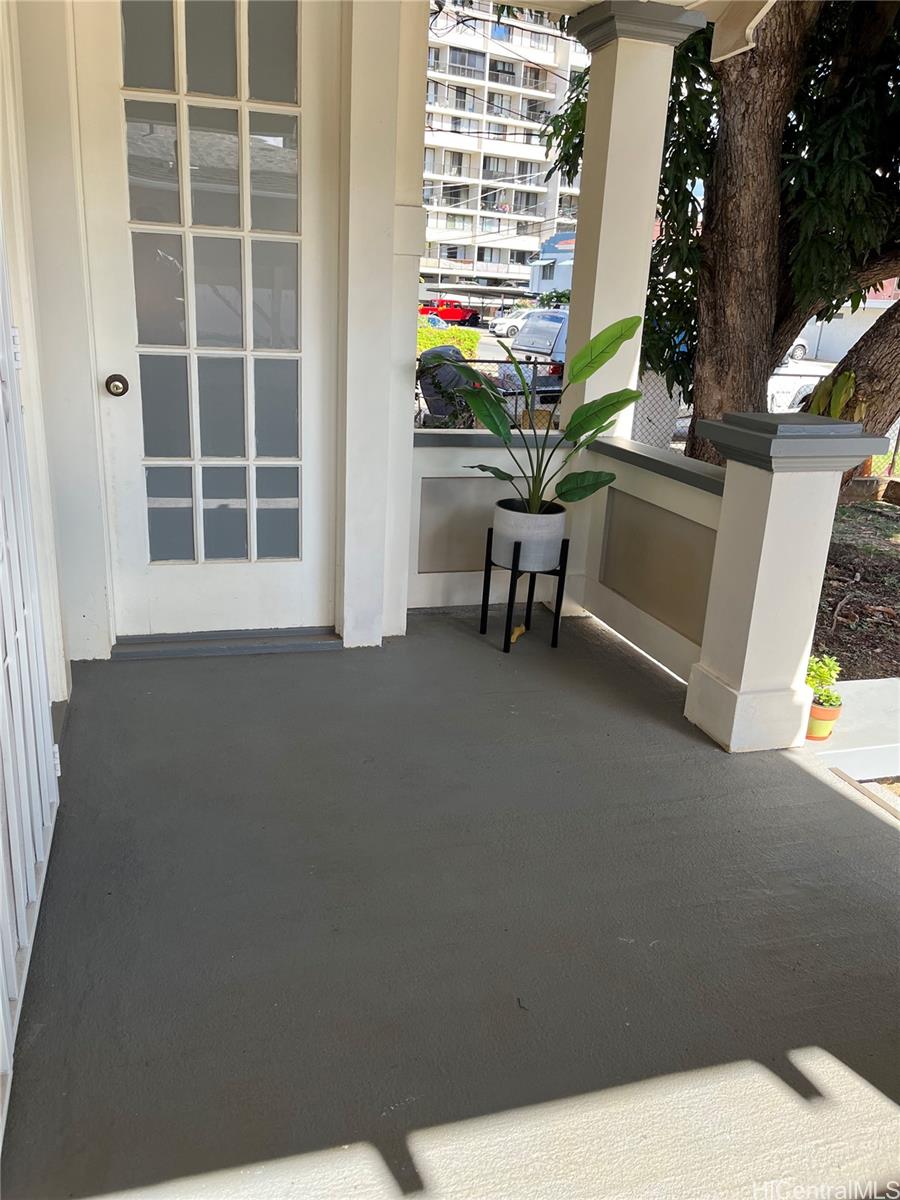 Photo 9 of 15