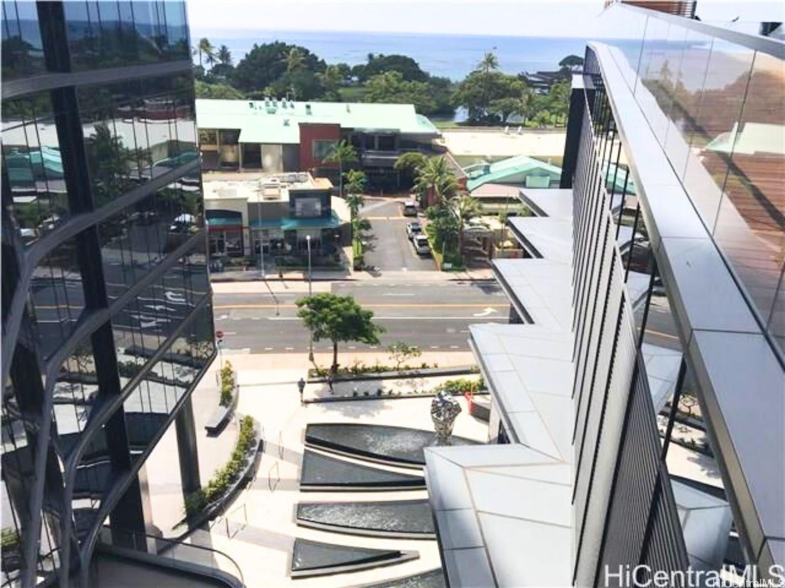 Photo 13 of 25