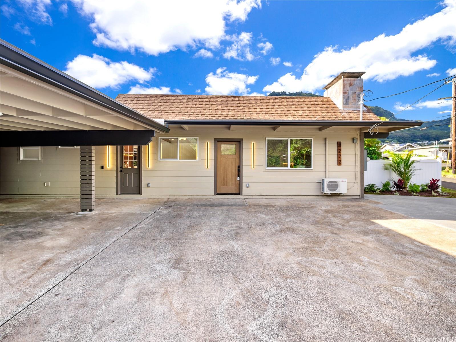 3272 Paumaka Place