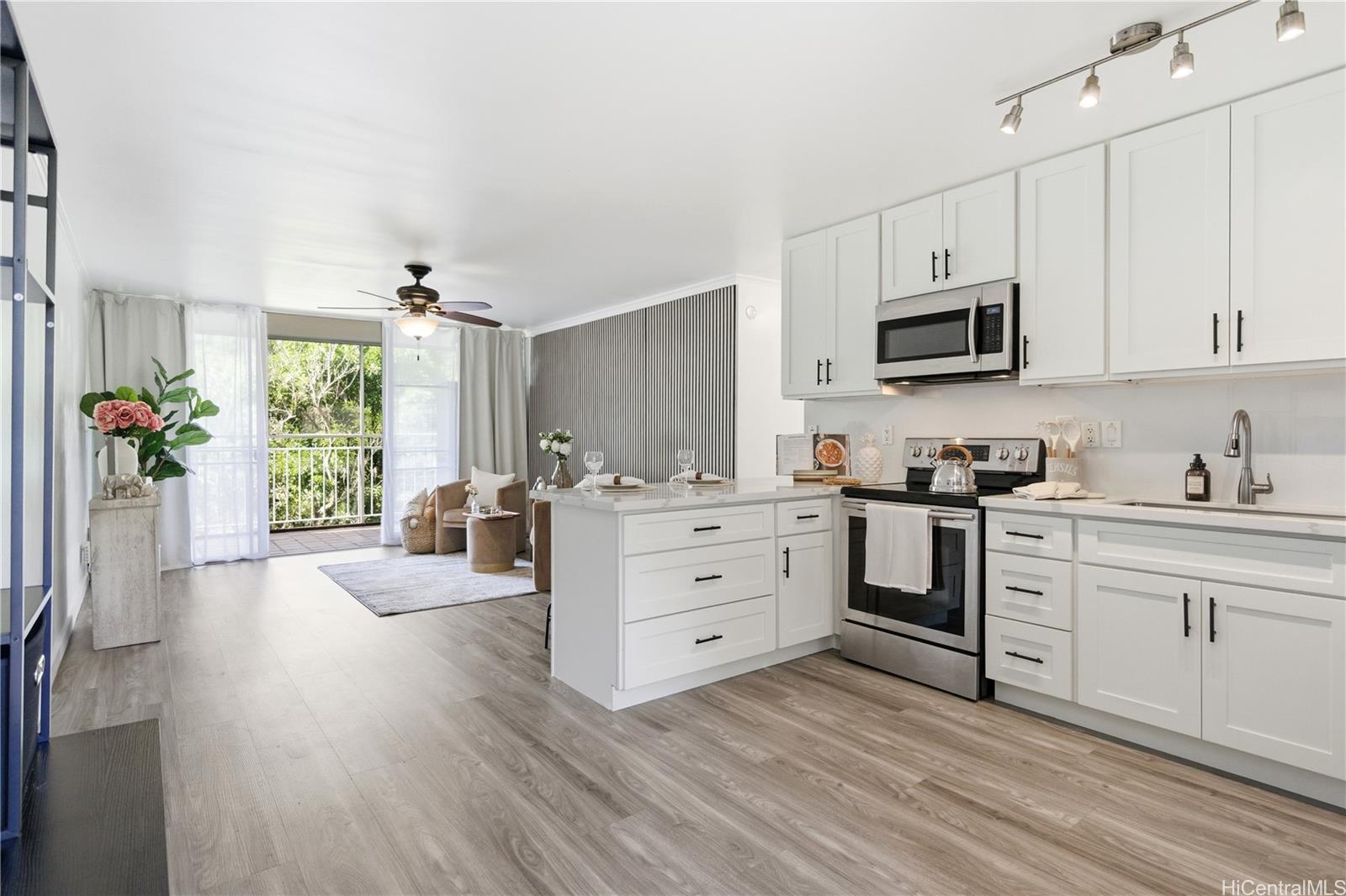 95-257 Waikalani Drive B703