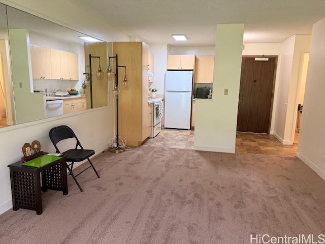 Photo 10 of 24