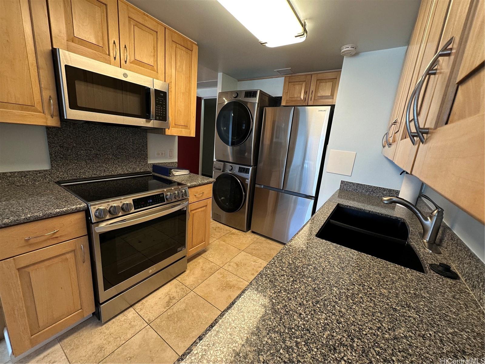700 Richards Street  Unit 1708