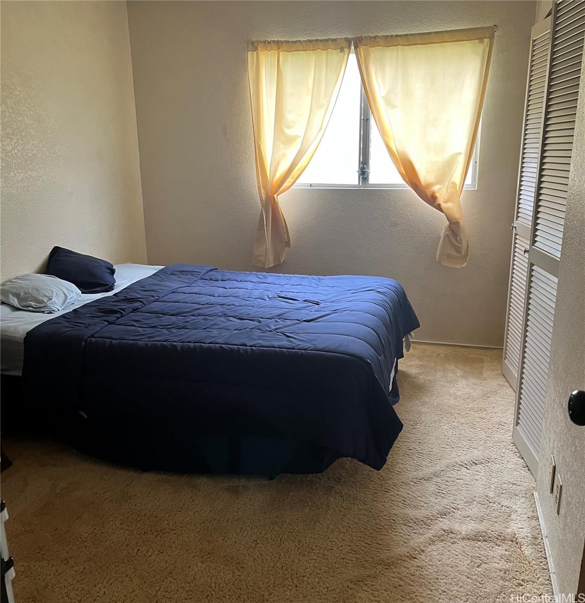 Photo 16 of 24
