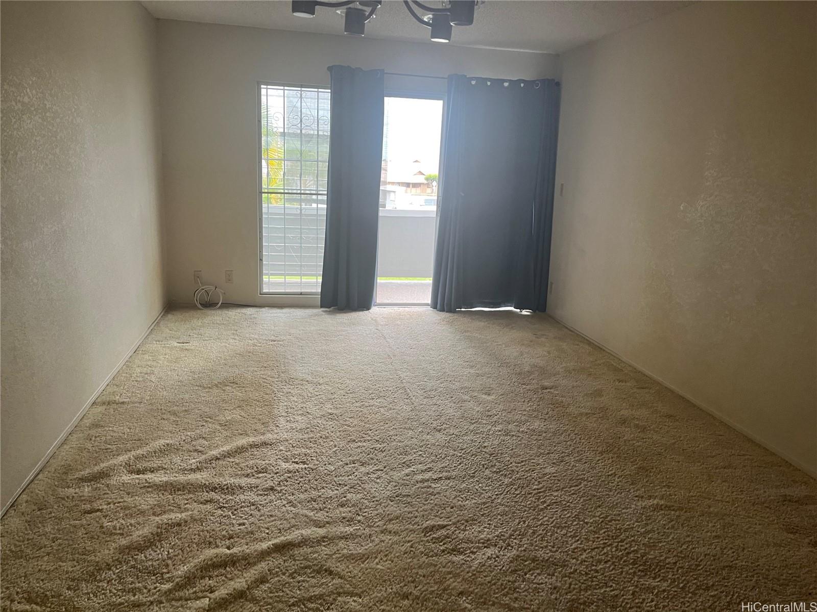 Photo 9 of 24