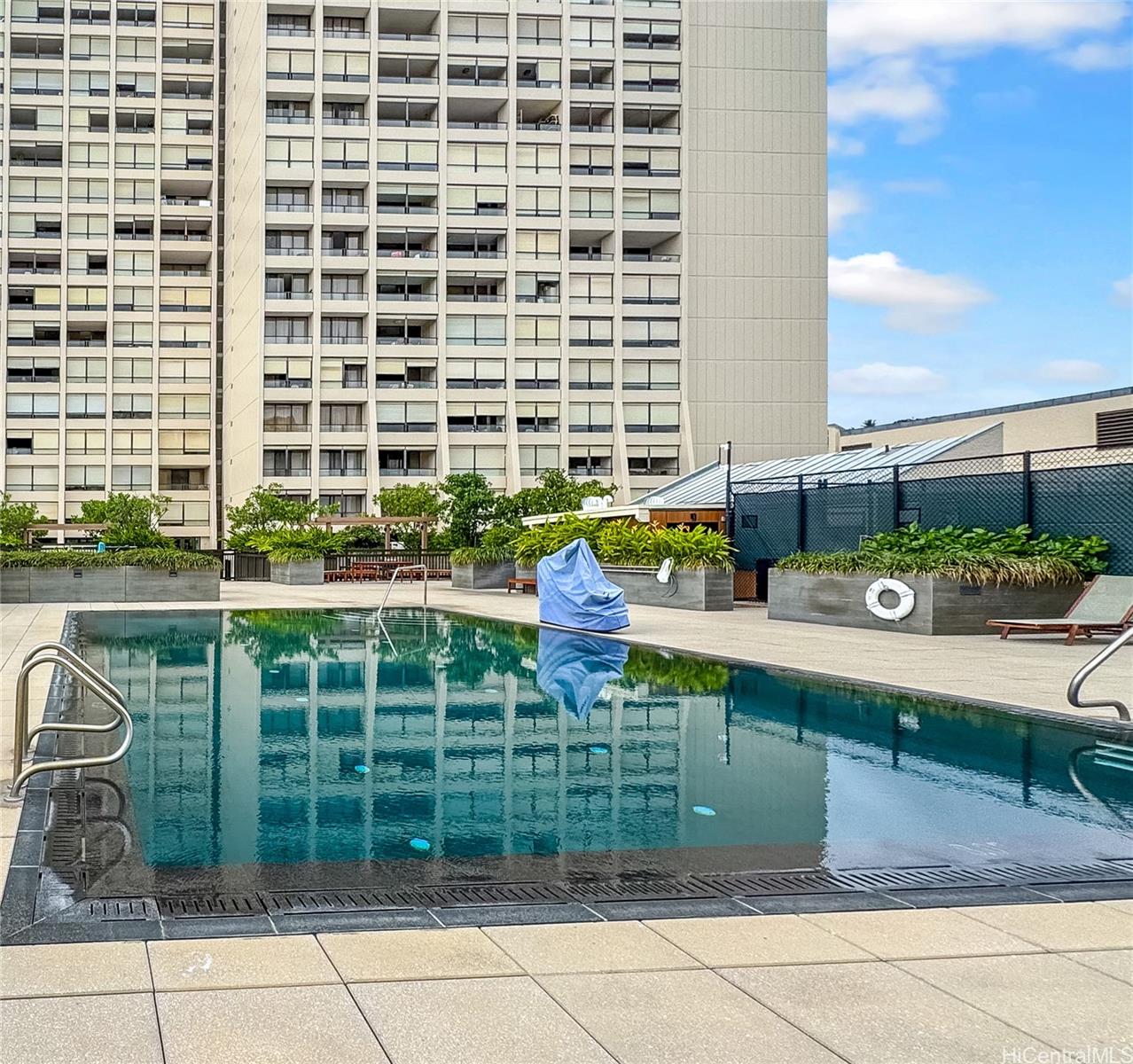 1717 Mott Smith Drive  Unit 1511